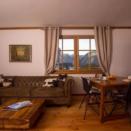 Feriehus Chalet Obertraun *